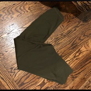Lululemon green legging